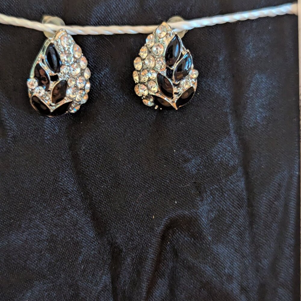Pair of earrings - Picture 2 of 4